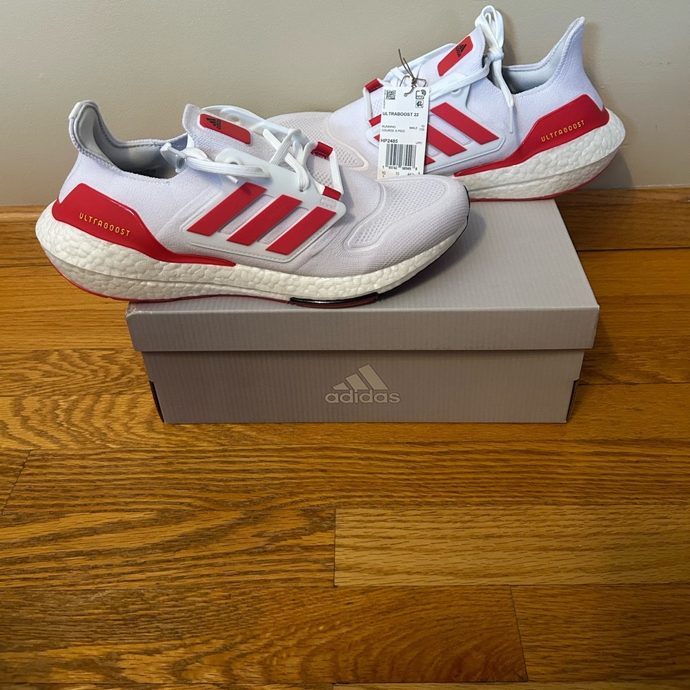 Adidas Ultraboost 22 Sneaker White/Red HP2485
